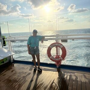 Meet your Posher, Sandy